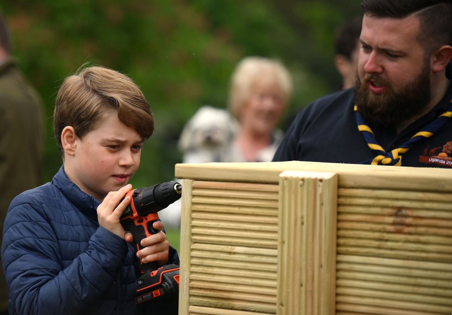 Prince William and Princess Kate 3 Kids Participate in The Big Help Out After Coronation Weekend 3 Prince George