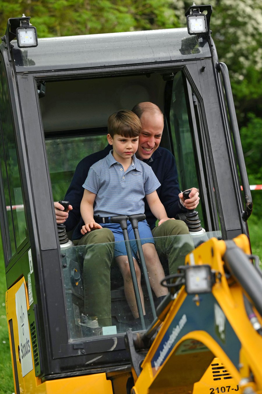 Prince William and Princess Kate 3 Kids Participate in The Big Help Out After Coronation Weekend 9 Prince Louis