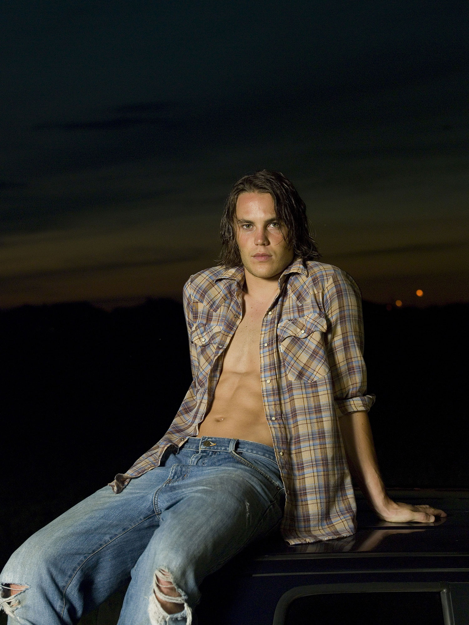 Taylor Kitsch Kept Tim Riggins’ Football Jerseys From Friday Night Lights, Reveals Panther Buddies He Keeps In Touch With