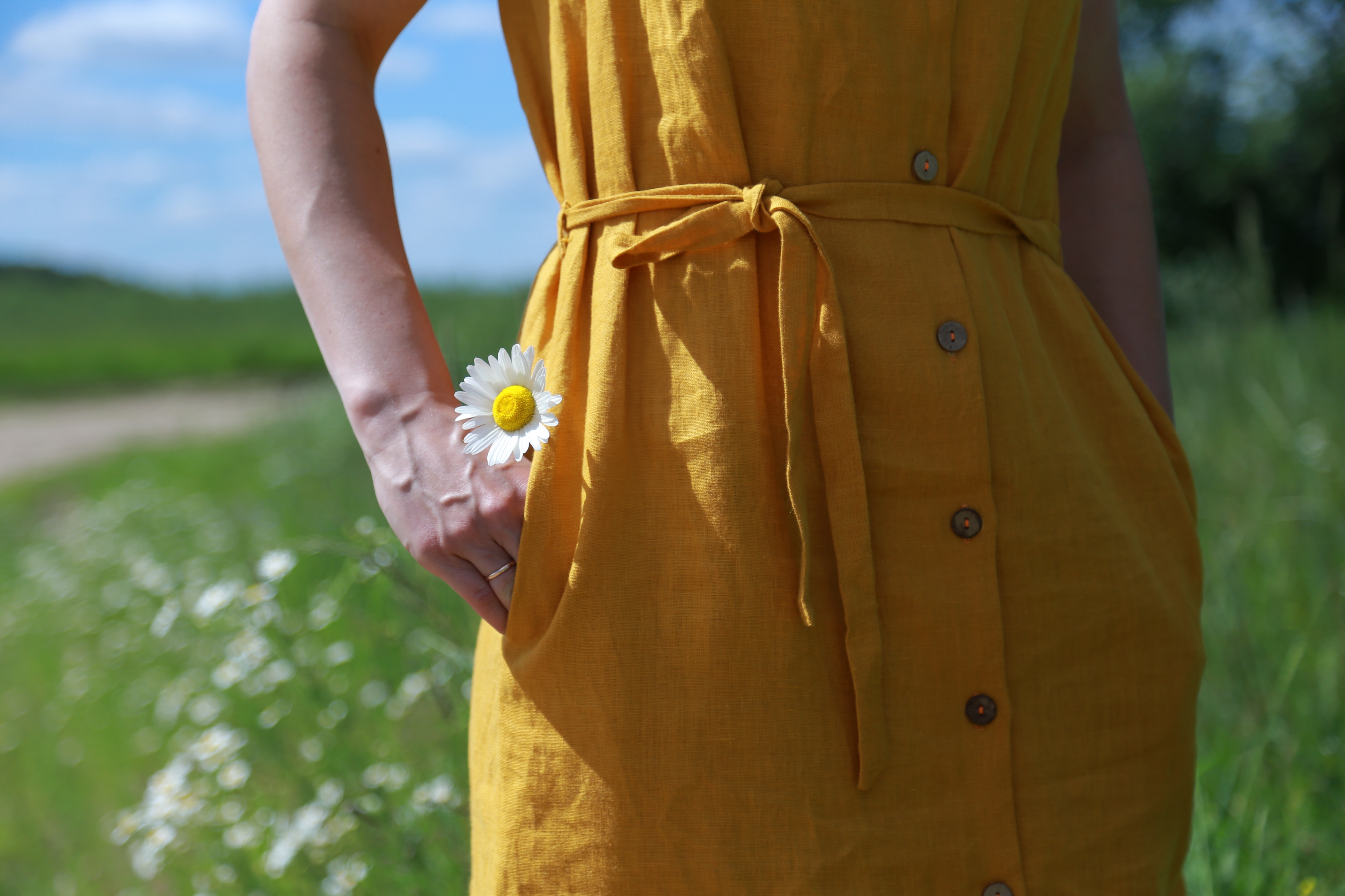midi dresses with pockets