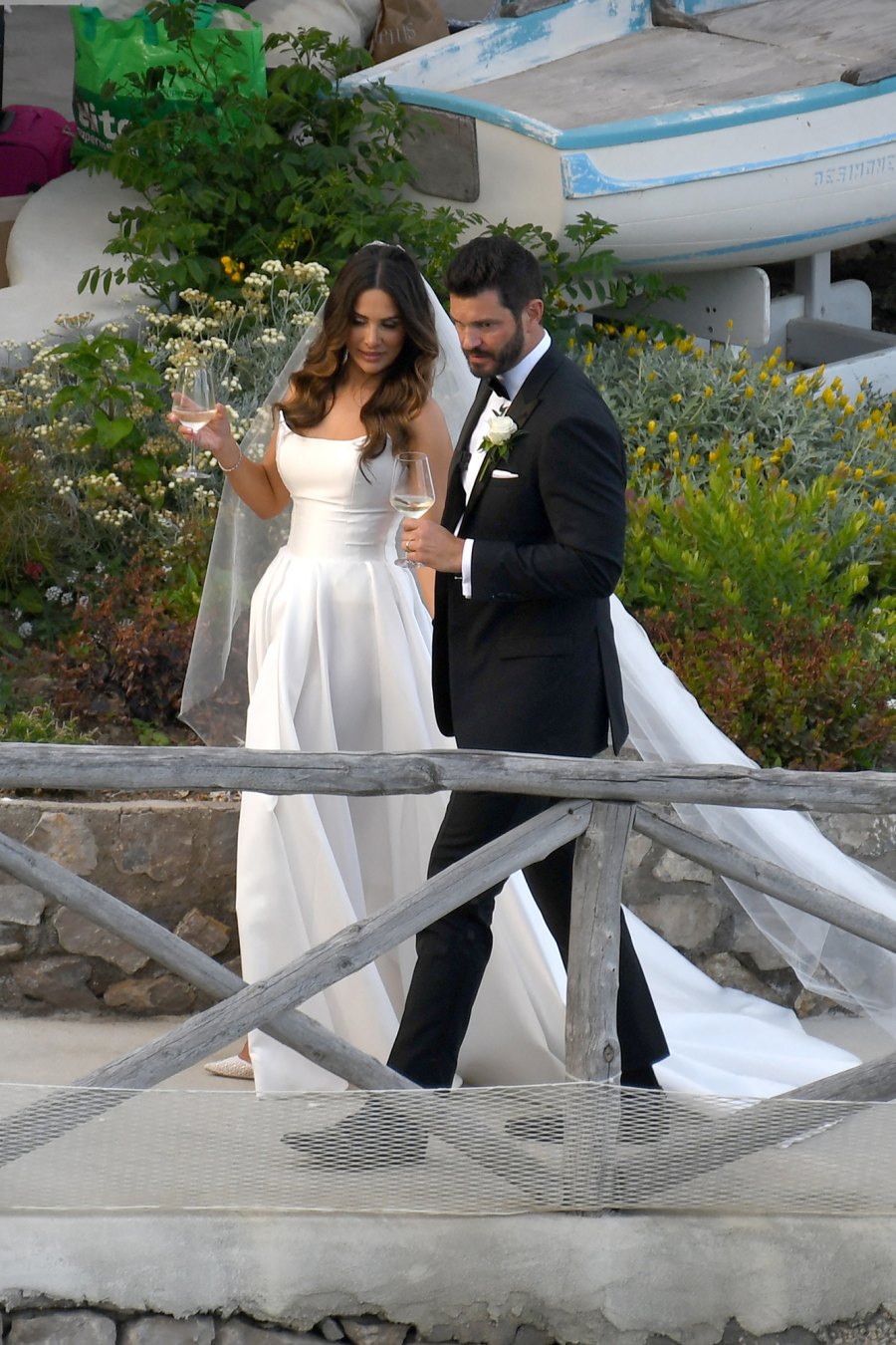 'Bachelorette' Alum Andi Dorfman and Blaine Hart's Wedding Album: Photos