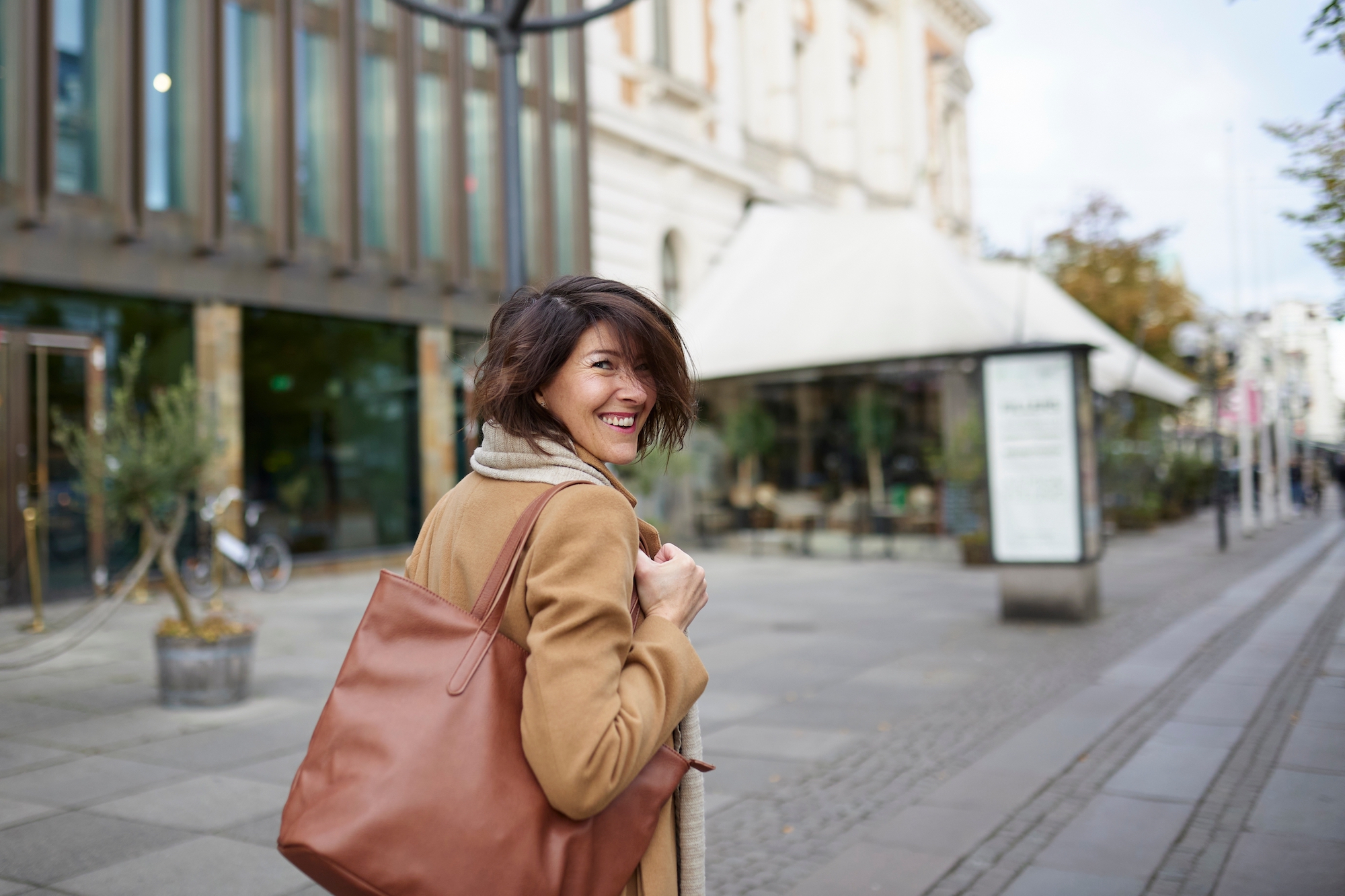 Best-Work-Bags-for-Women-Featured-Image