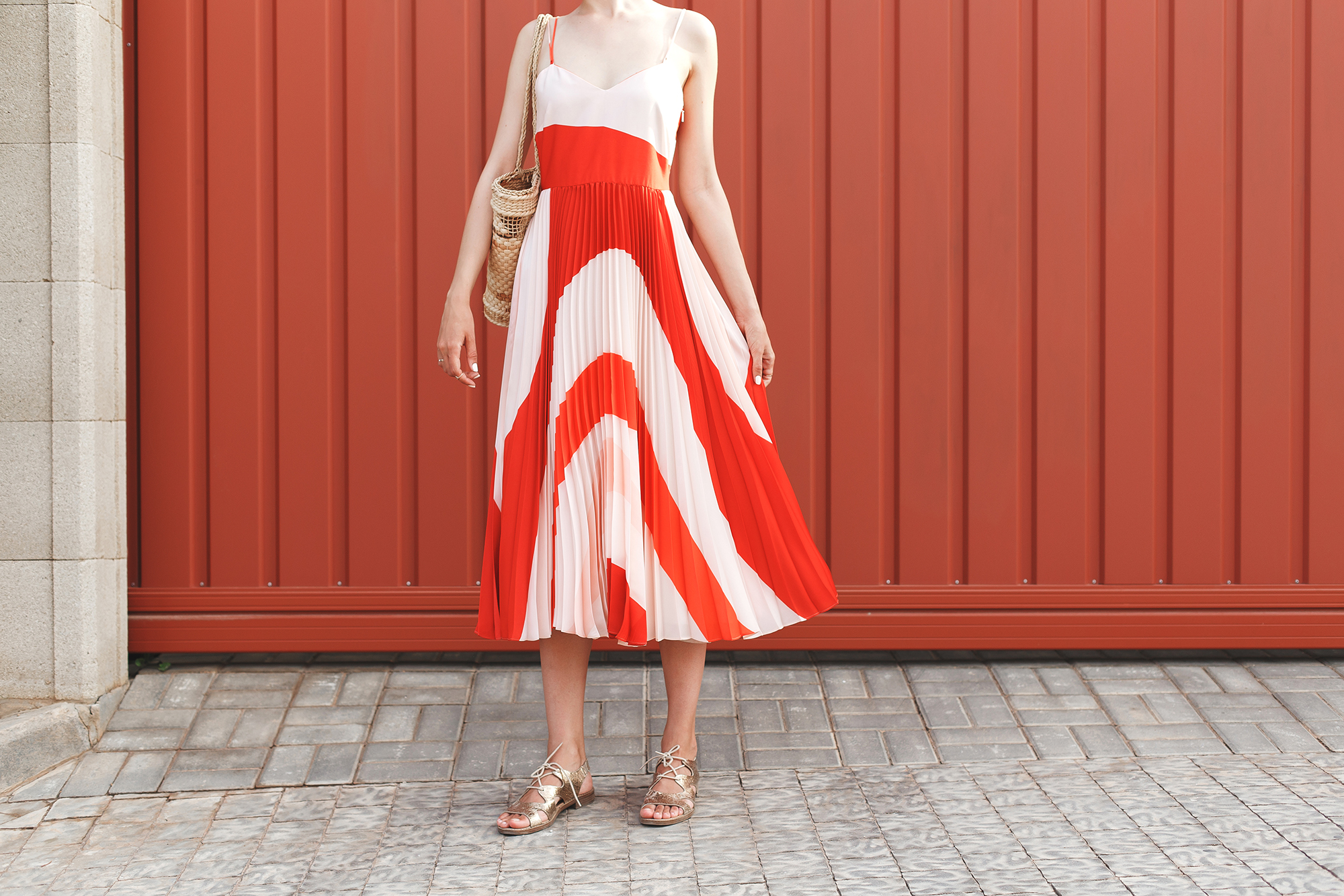 midi-dresses-for-flats