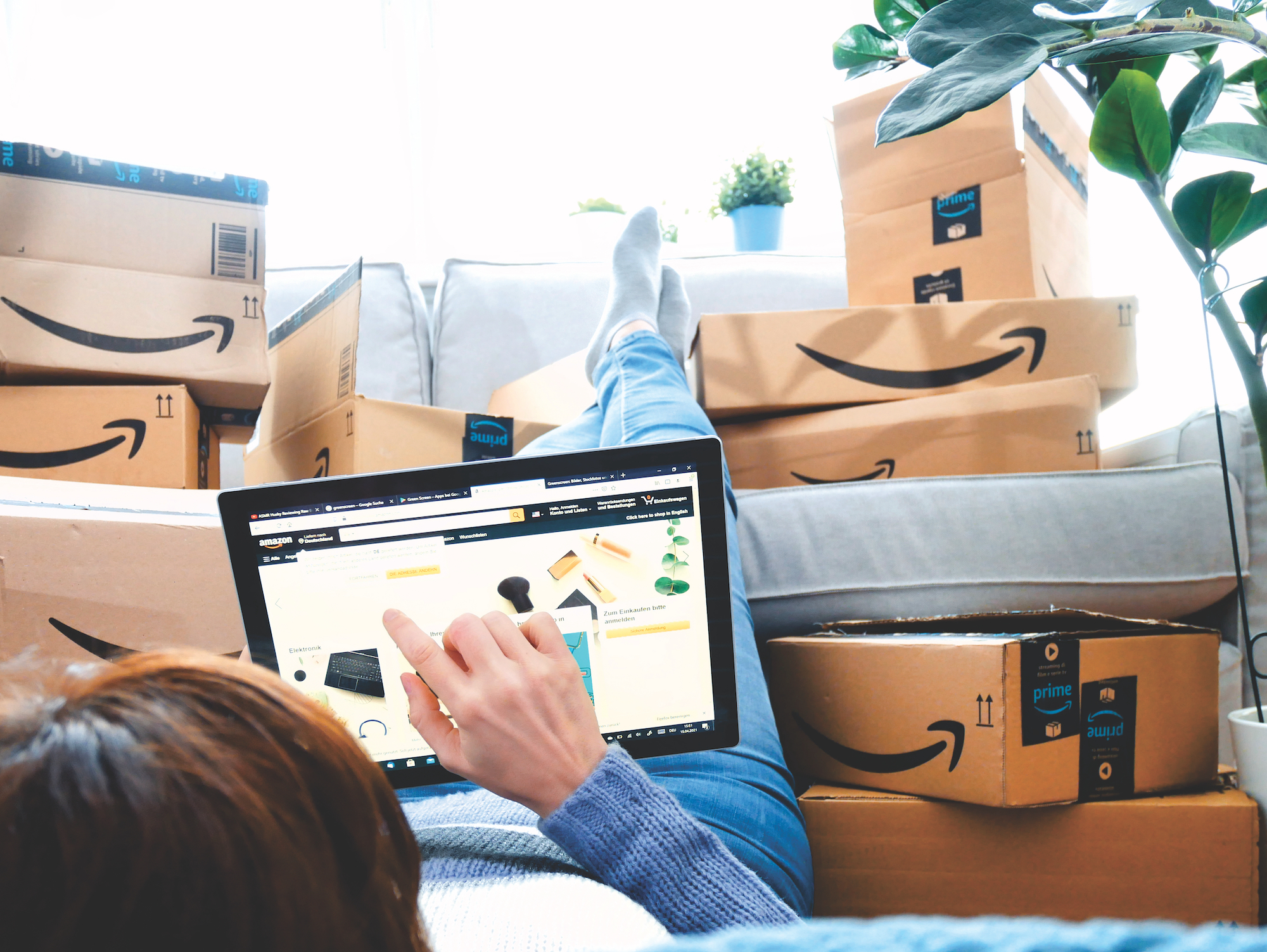 Amazon-Prime-Day-Tablet-Stock-Photo