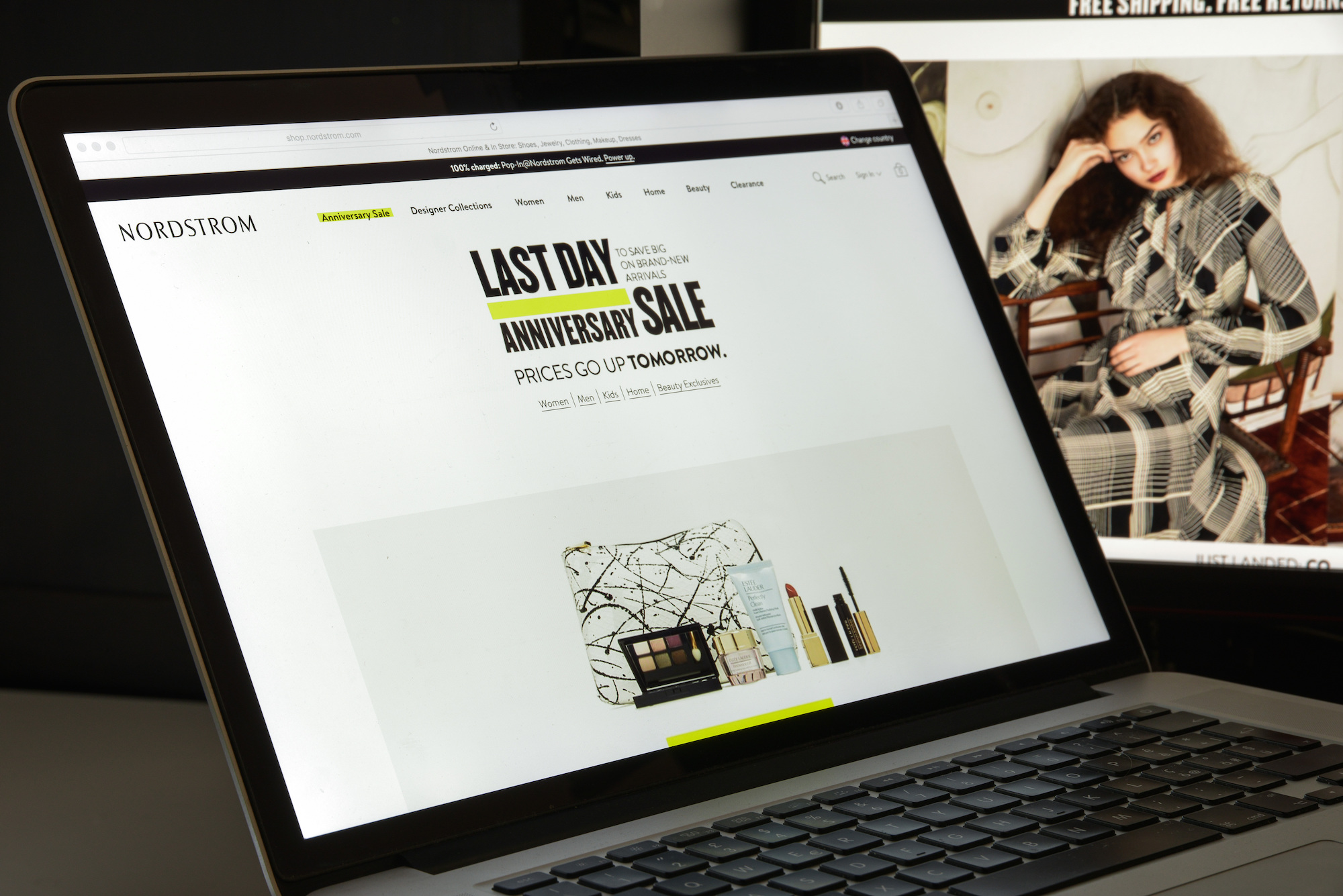 NAS-Sale-Stock-Photo