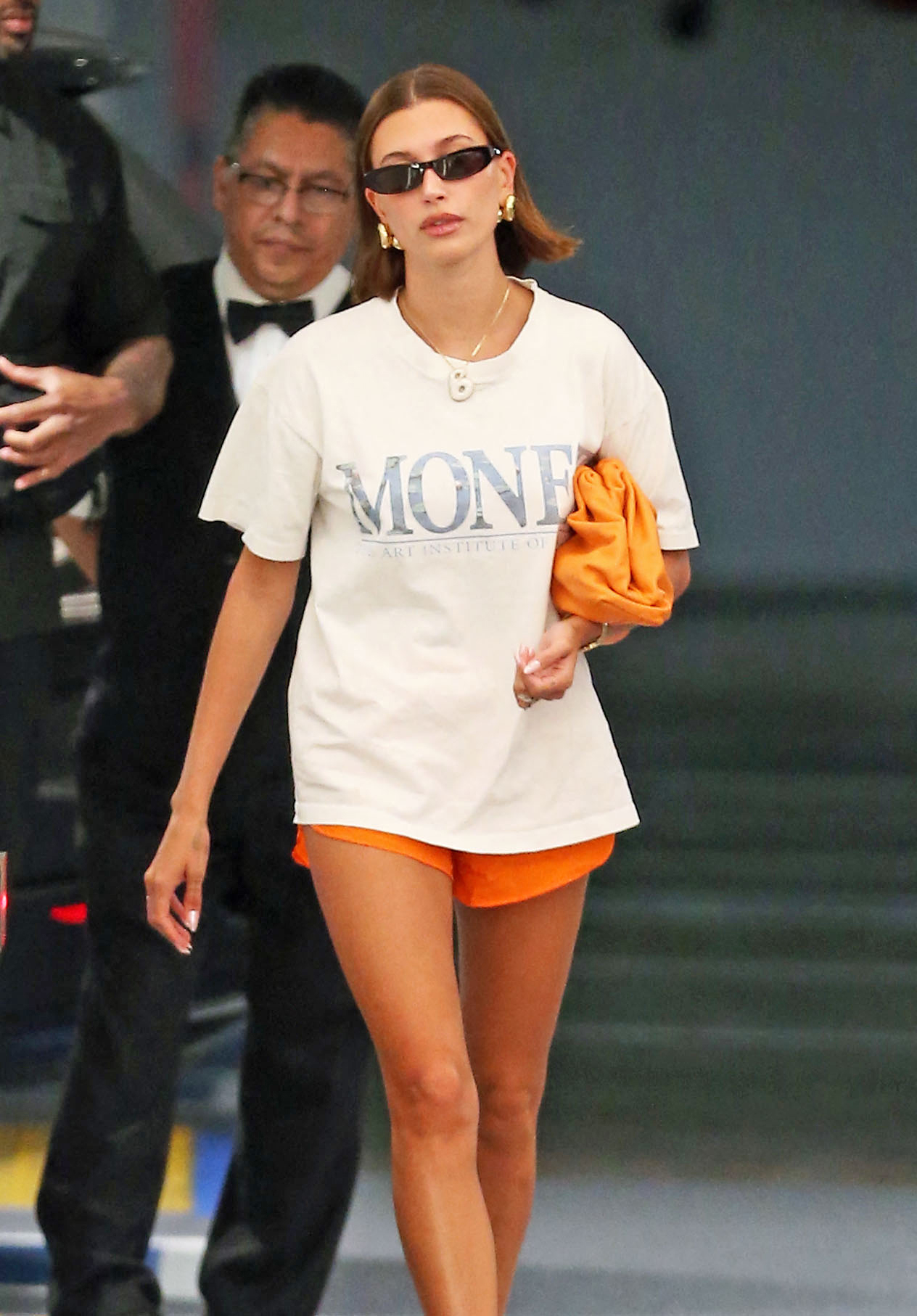 Hailey Bieber New Hair Color FEAT