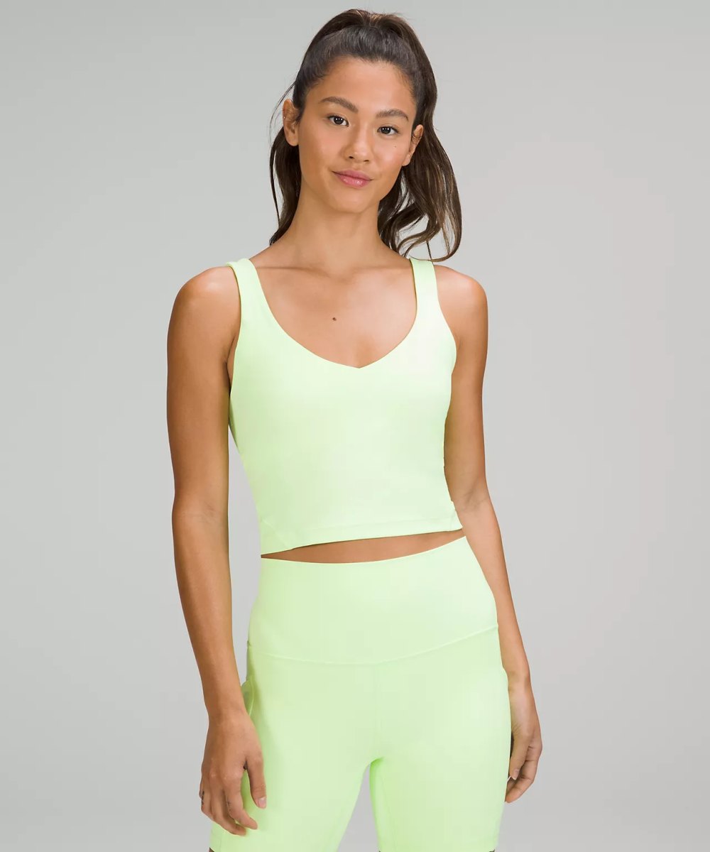 Align tank top