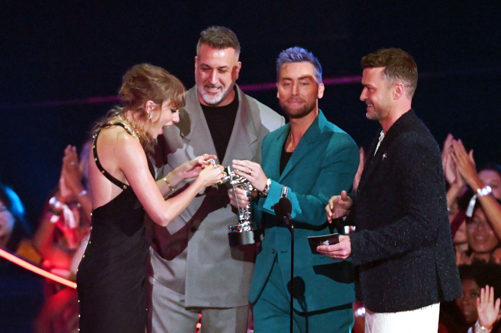 NSync Reunites at the 2023 VMAs and Taylor Swift Has Questions MTV Video Music Awards 2