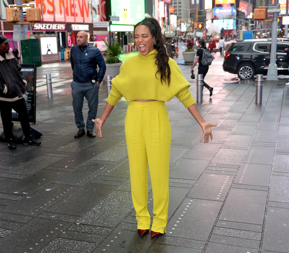 kerry-washington-yellow-turtleneck-3