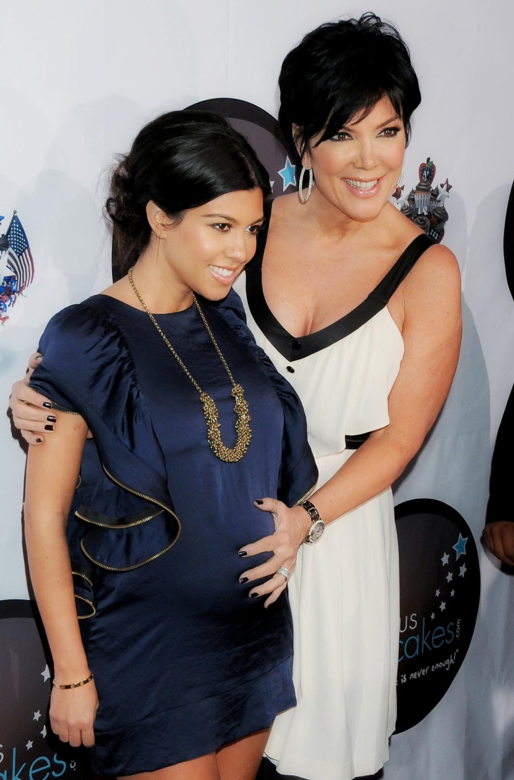 Kourtney Kardashian s Best Baby Bump Moments 729