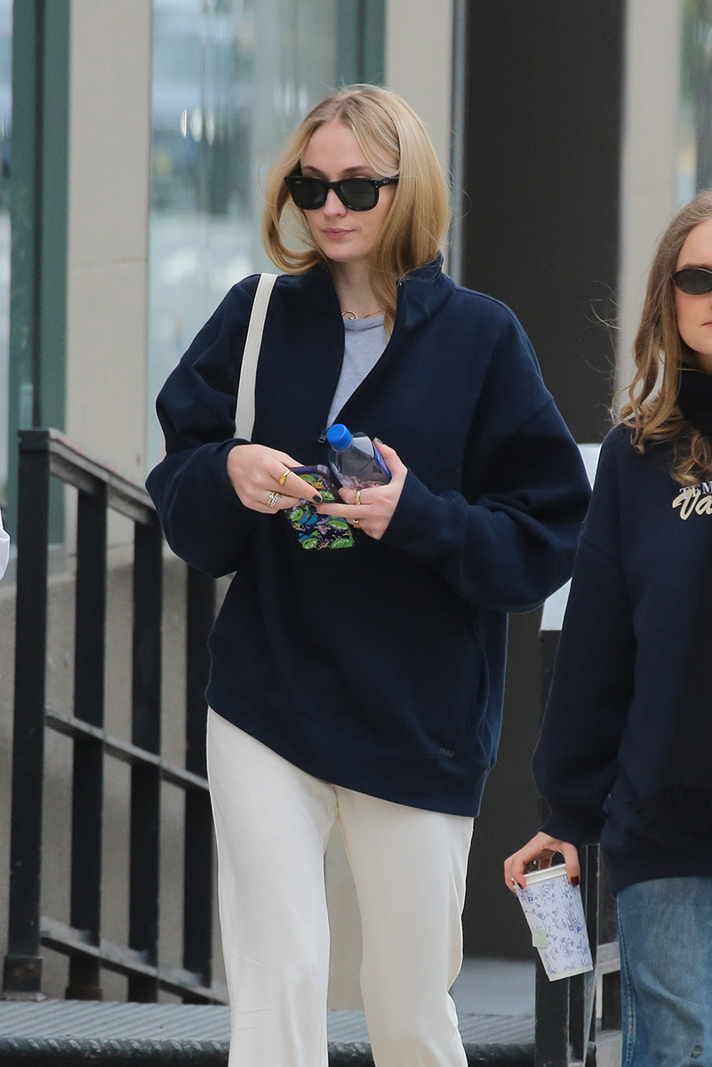 sophie-turner-half-zip-sweatshirt-3