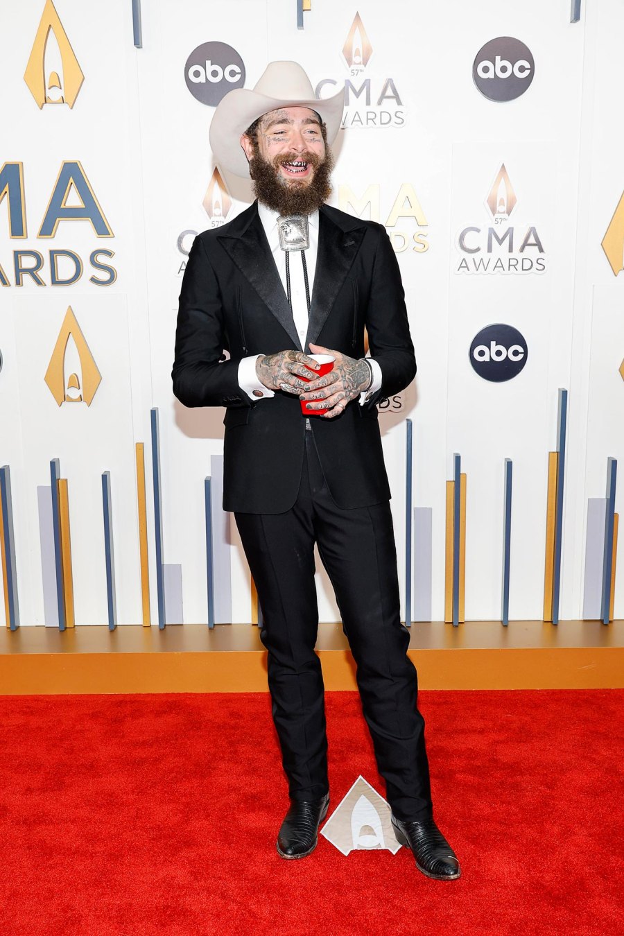 2023 CMA Awards - Arrivals 378 402 406 Post Malone