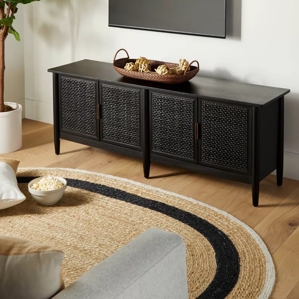 Magnolia media console
