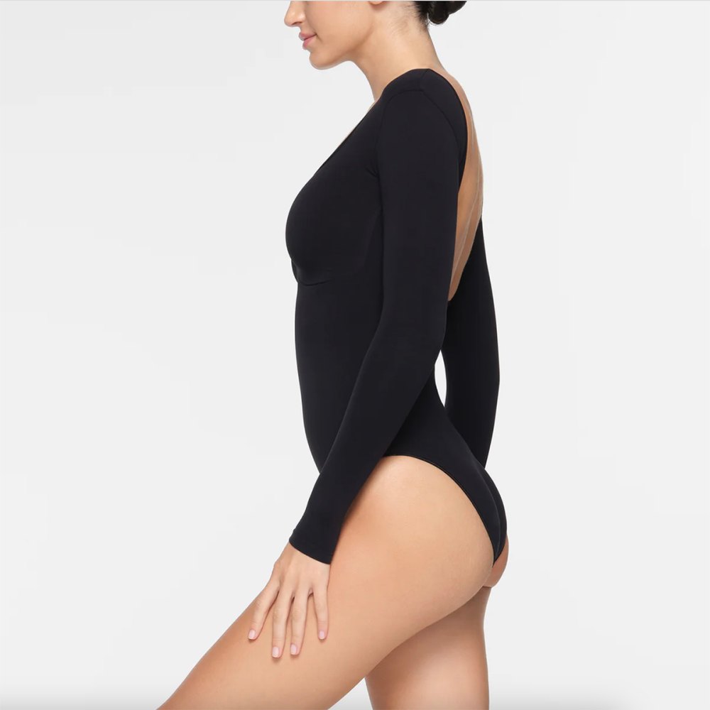 best-shapewear-smaller-busts-long-sleeve