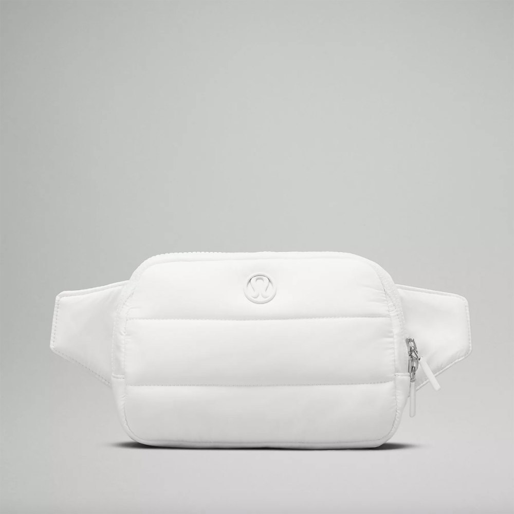 lululemon-holiday-gifts-belt-bag