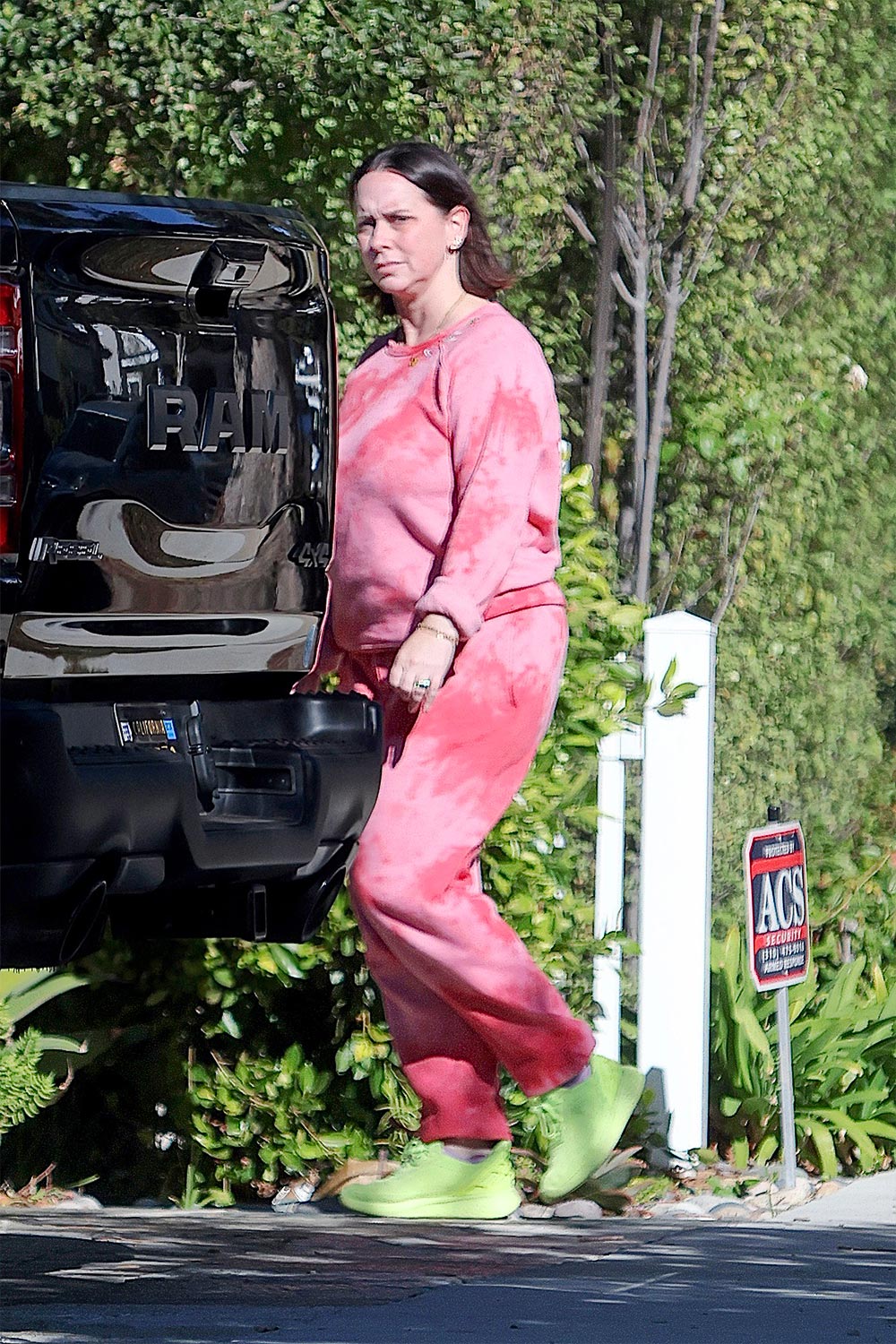DO NOT USE Jennifer-Love-Hewitt-Steps-Out-After-Getting-Real-About-Aging-8 2