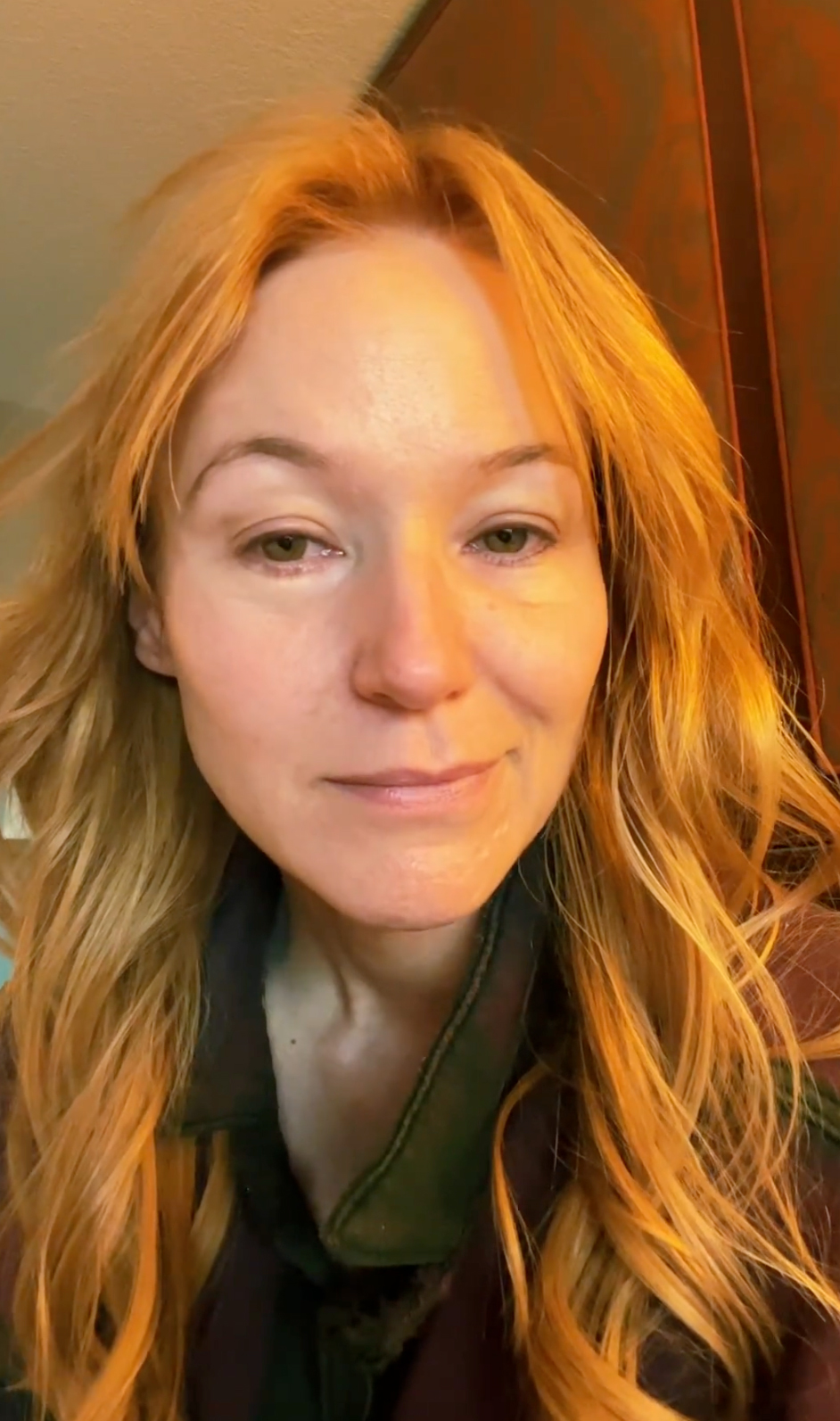 Jewel Jokes Her Makeup Free Face Looks Like '3 Miles of Bad Road'