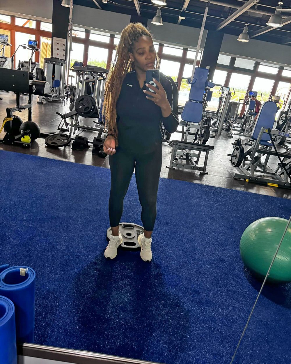 Serena Williams Jokes She Finally Found the Perfect Selfie Angle