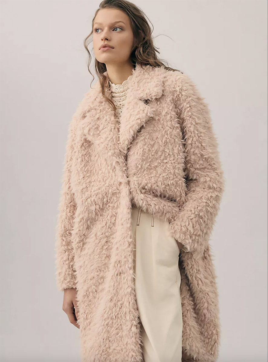 peach-fuzz-fashion-outerwear