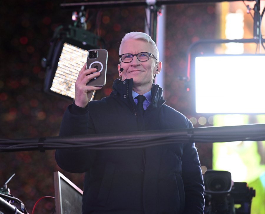 Anderson Cooper and Andy Cohen NYE Bash 3