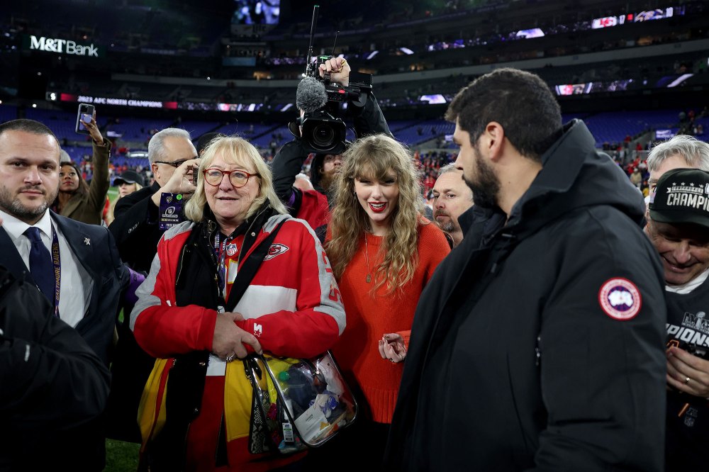 Donna Kelce and Taylor Swift