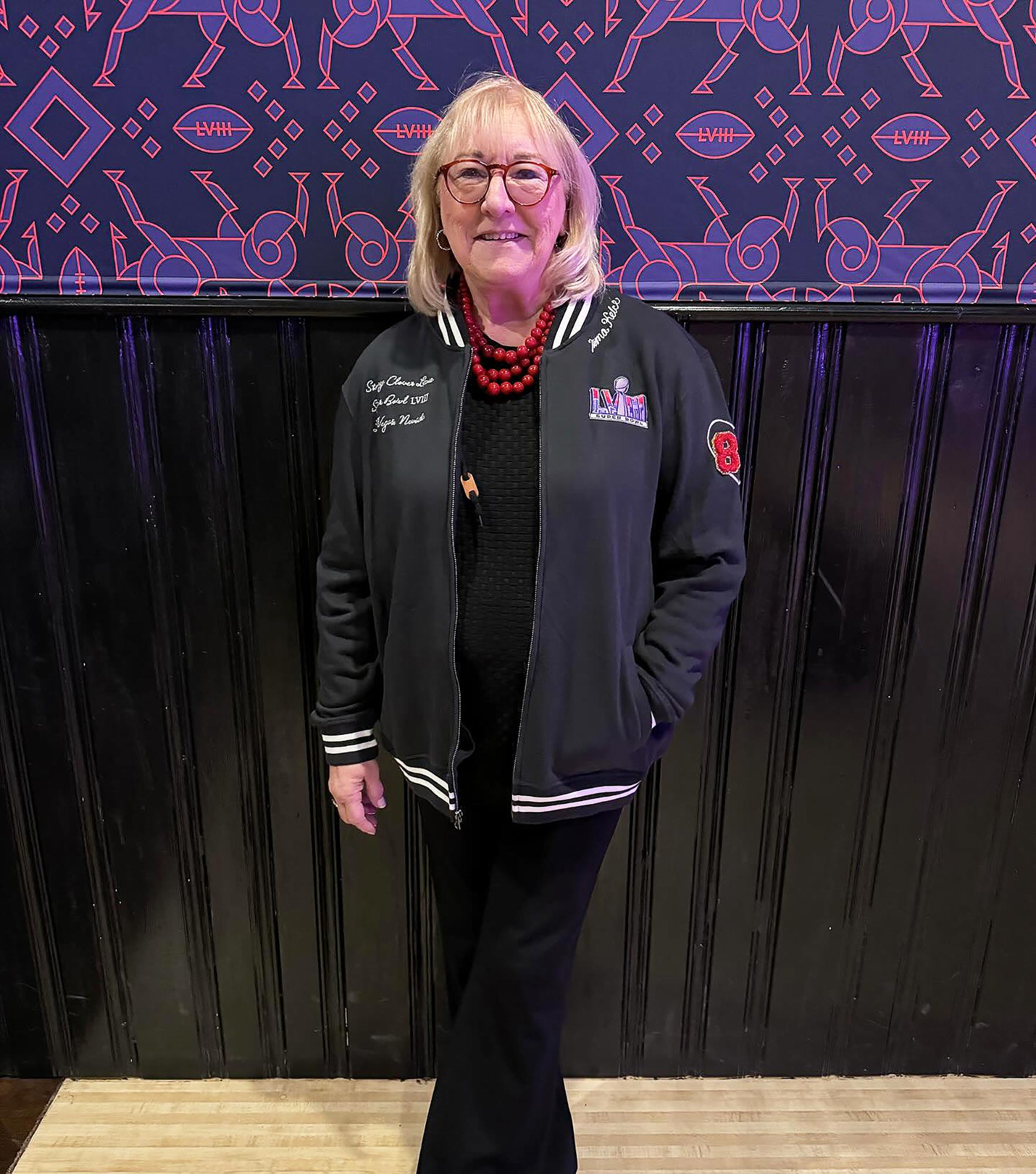 Donna Kelce Bio Page