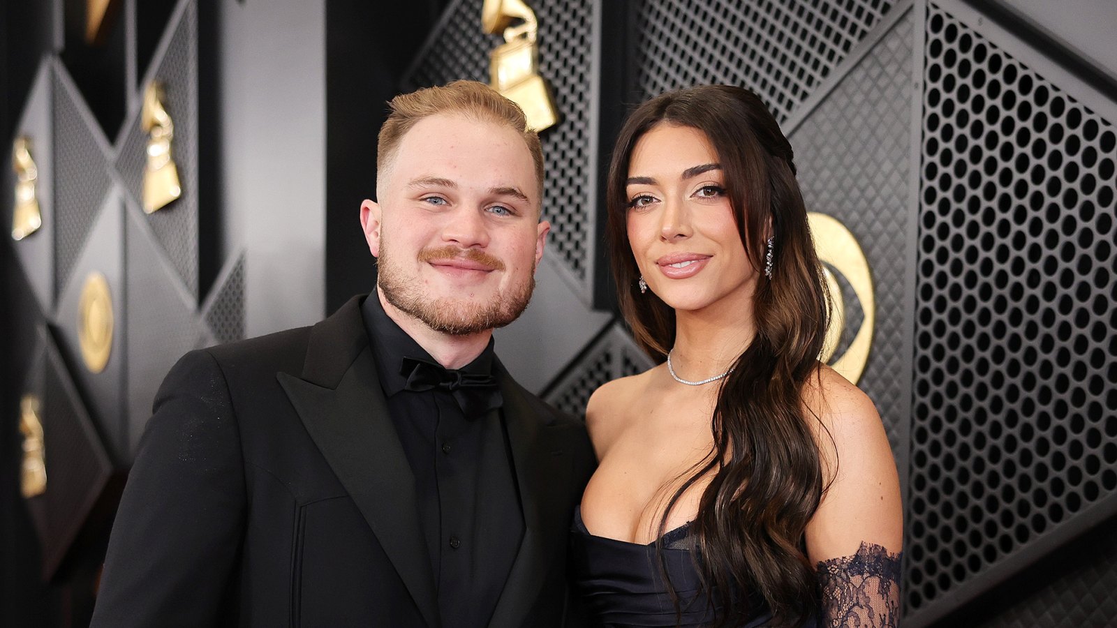 Zach Bryan and Girlfriend Brianna LaPaglia Heat Up 2024 Grammys Red Carpet With Sweet Smooch