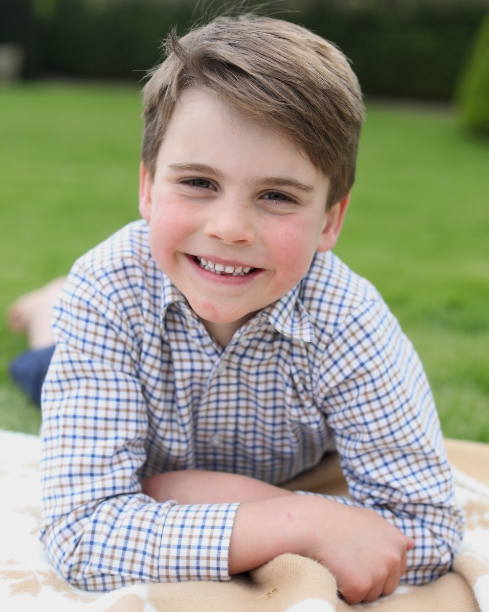 Prince Louis Is All Smiles in Plaid Button Down Shirt and Shorts for His 6th Birthday Portrait