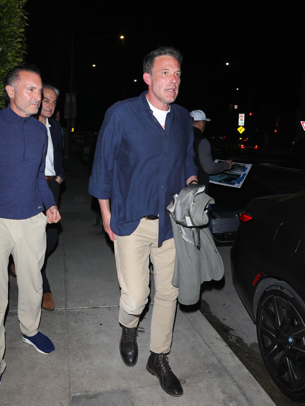 Ben Affleck Still Wearing Wedding Ring During Solo Outing as Jennifer Lopez Attends ‘Atlas’ Premiere 373