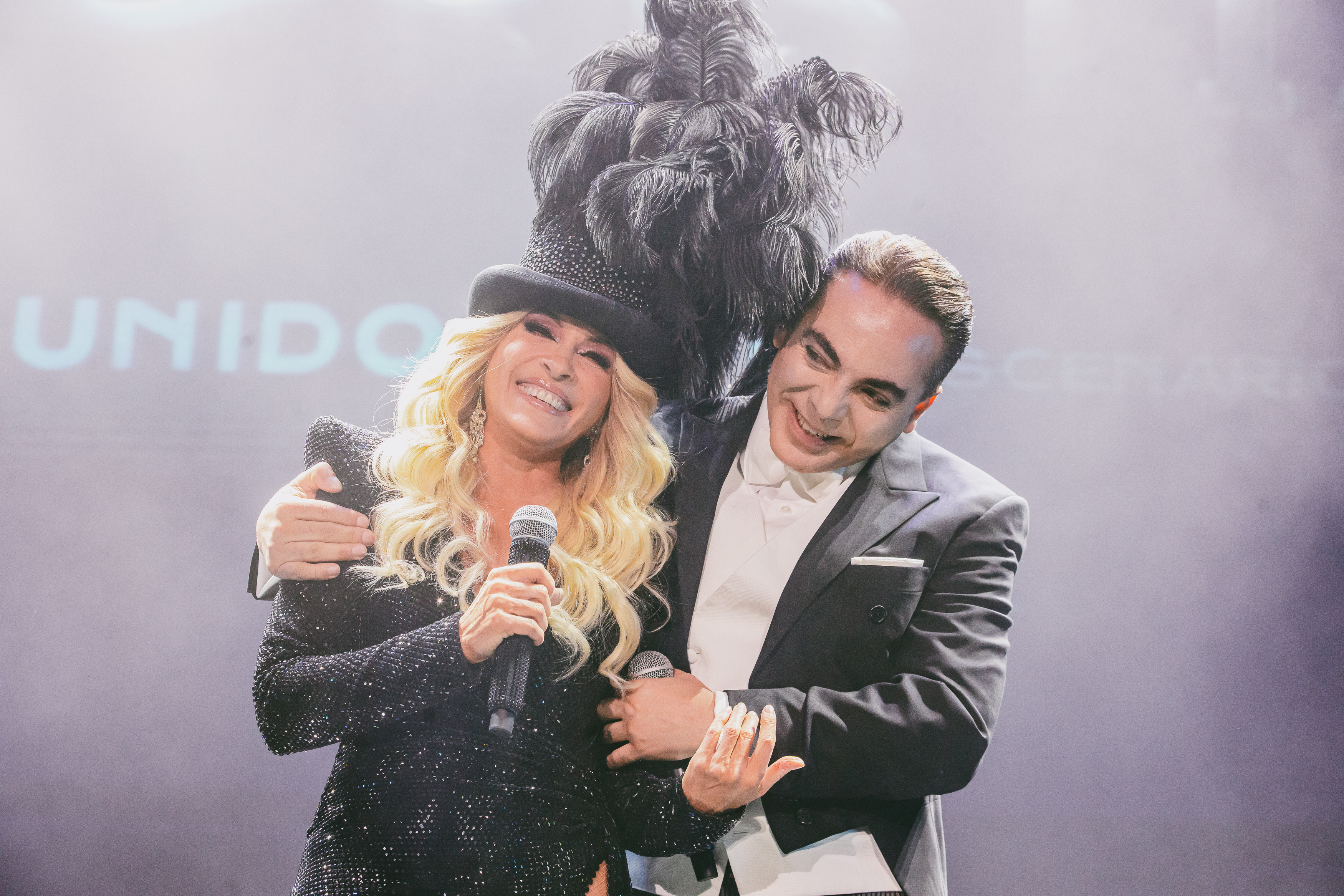 Yuri y Cristian Castro