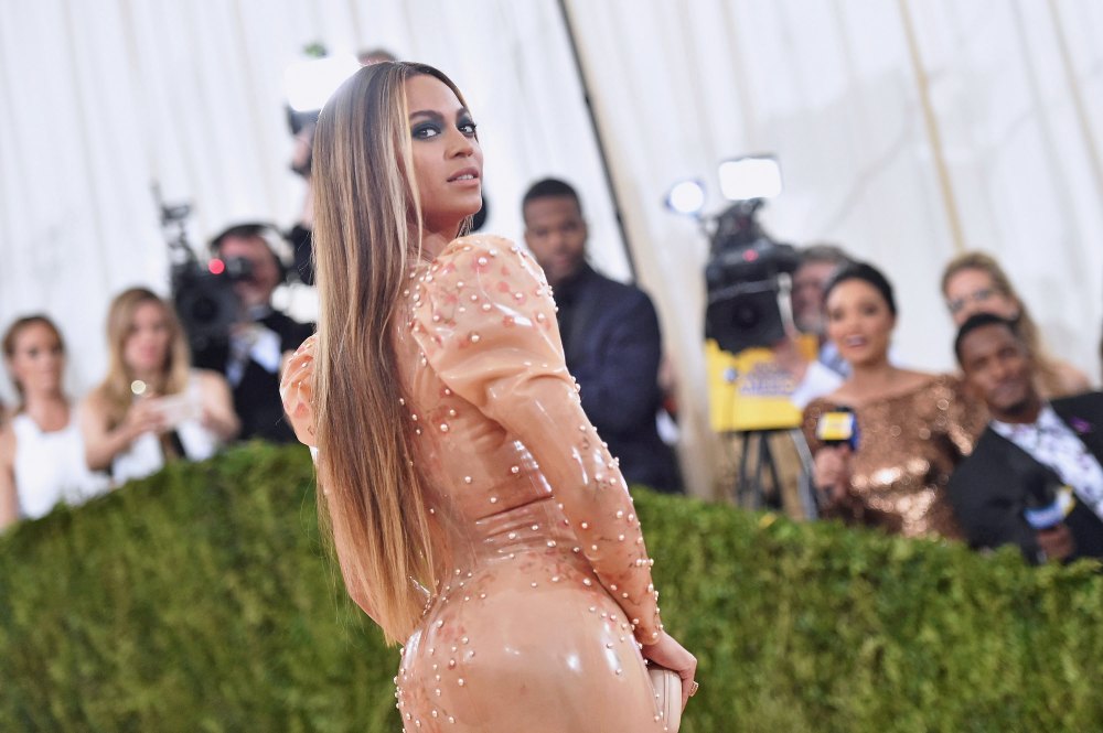 "Manus x Machina: Fashion In An Age Of Technology" Costume Institute Gala