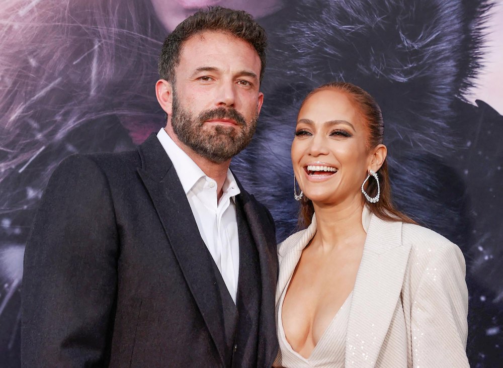 Los amigos de Jennifer Lopez y Ben Affleck están divididos sobre si el matrimonio puede salvarse