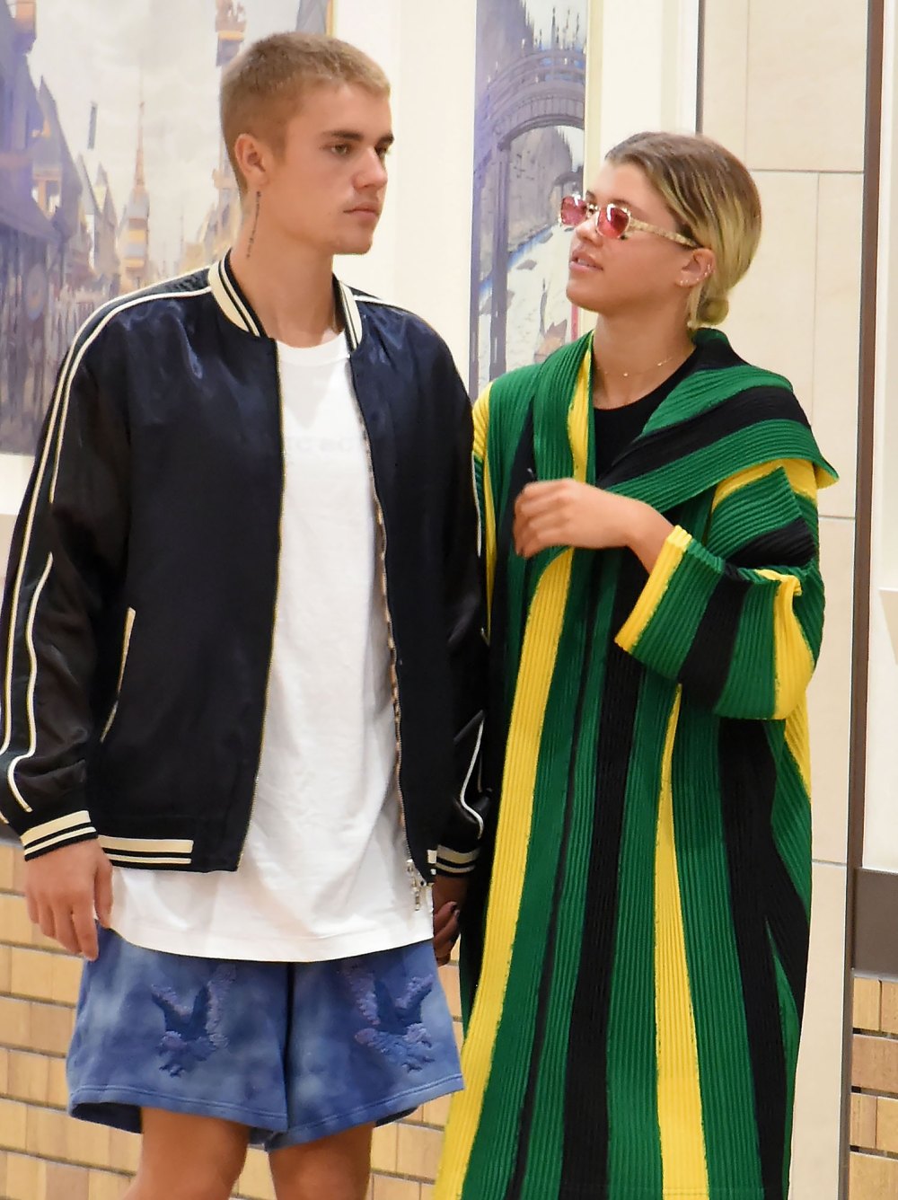 Justin Bieber Ex-Girlfriend Sofia Richie Reacts to Hailey Bieber Pregnancy 2