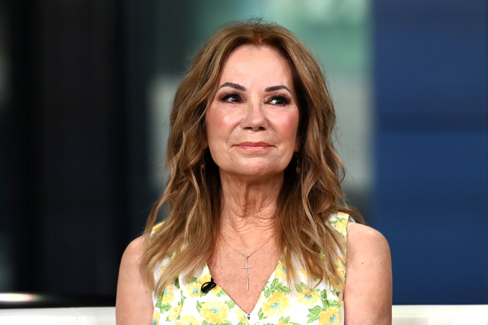 Kathie Lee Gifford Says Howard Stern Called to Ask For Forgiveness