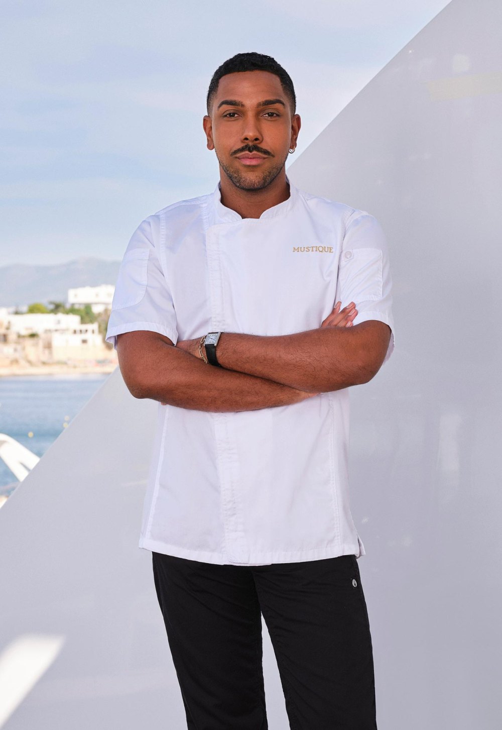 Below Deck Med s Captain Sandy Starts Looking for a Backup for Chef Johnathan After Huge Red Flag 869 876