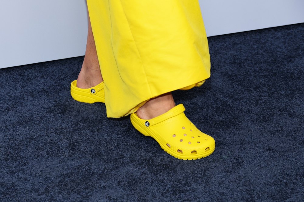 Brooke Shields Wears Crocs at Tonys 3