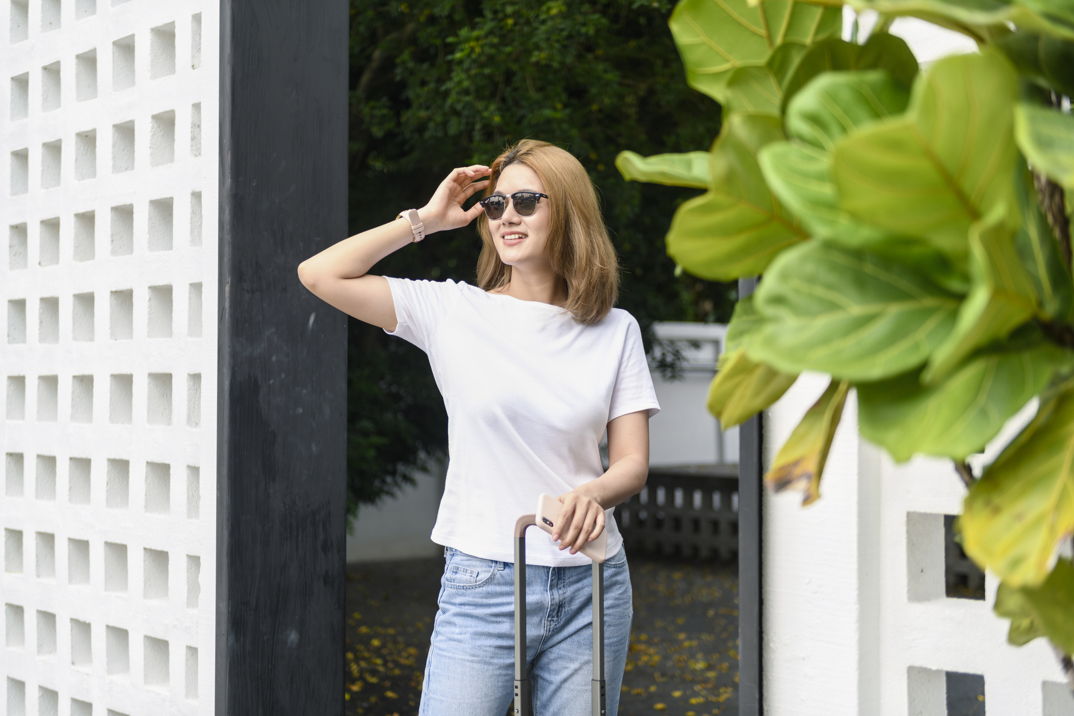 Woman in city in T-shirt