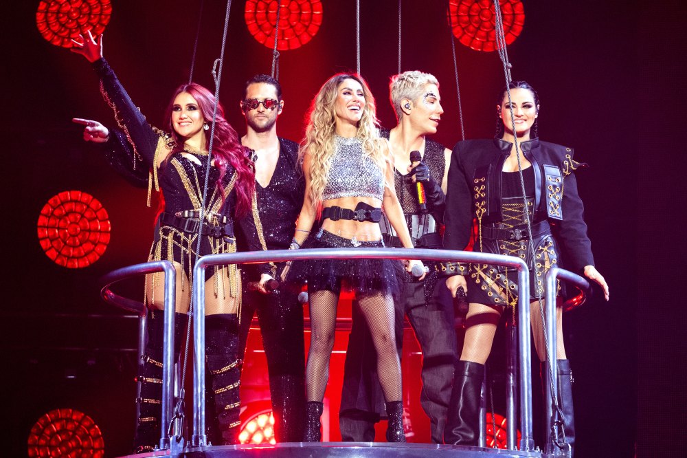 Dulce María, Christopher von Uckermann, Anahí, Christian Chávez y Maite Perroni de RBD en su gira de 2023.