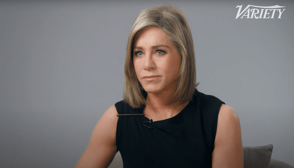 Jennifer Aniston Breaks Down in Tears Discussing 30th Anniversary of Friends