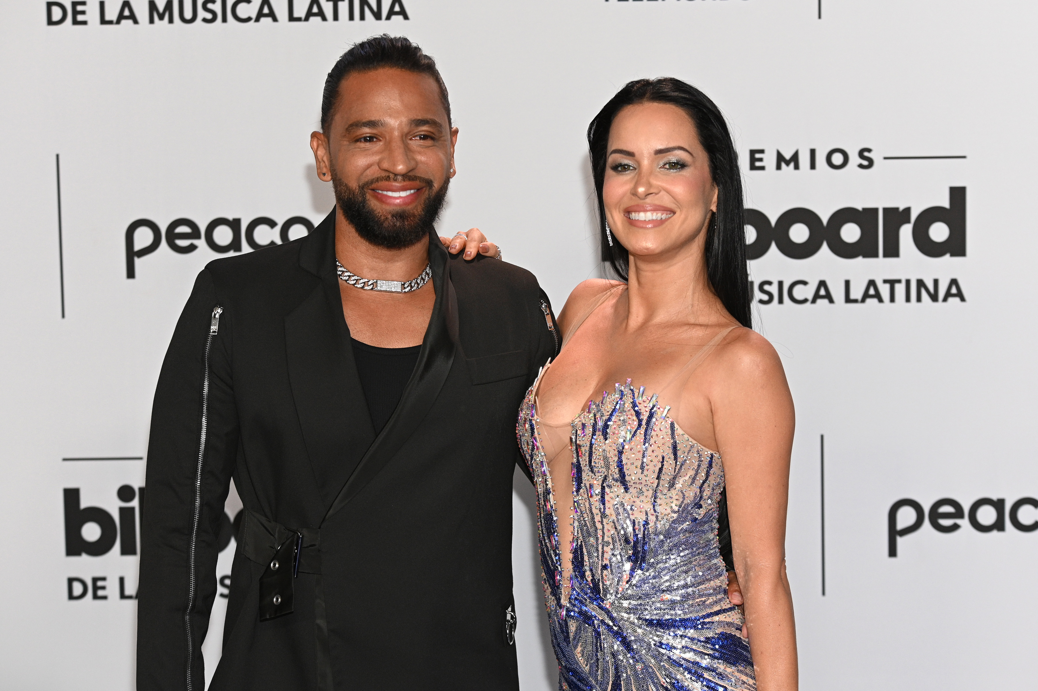 Henry Santos, Gisselle Méndez, exintegrante del grupo Aventura, cantante de bachata