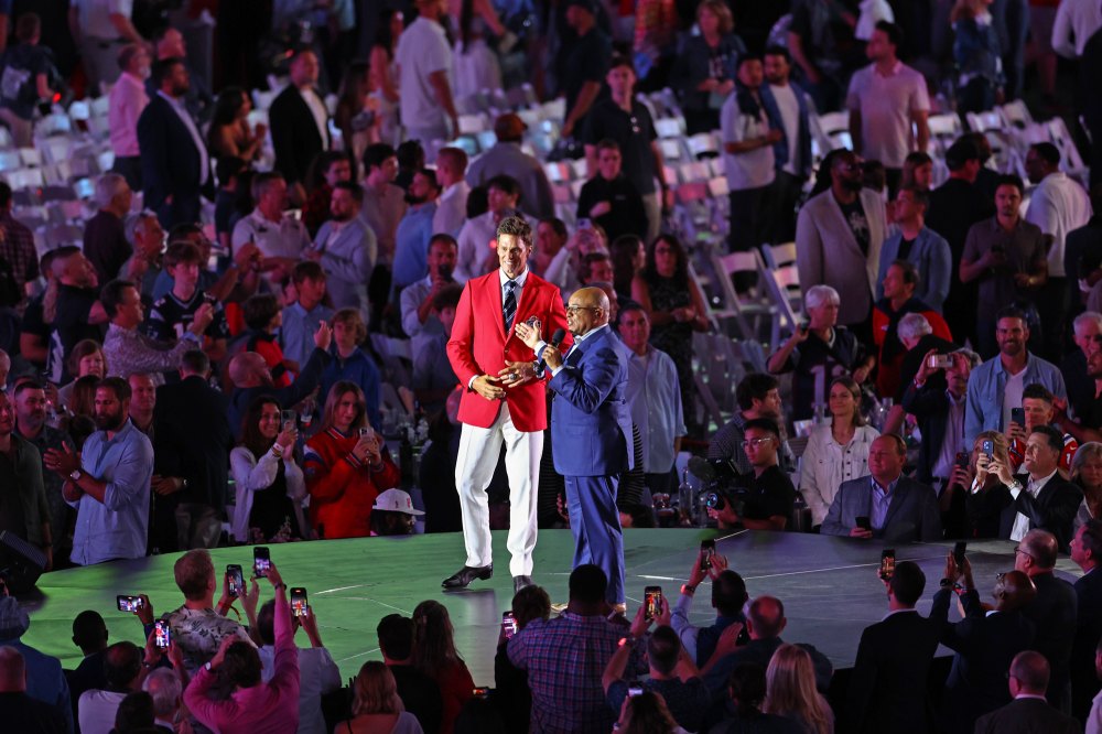 Patrick Mahomes Was Loudly Booed at Tom Brady Hall of Fame Induction