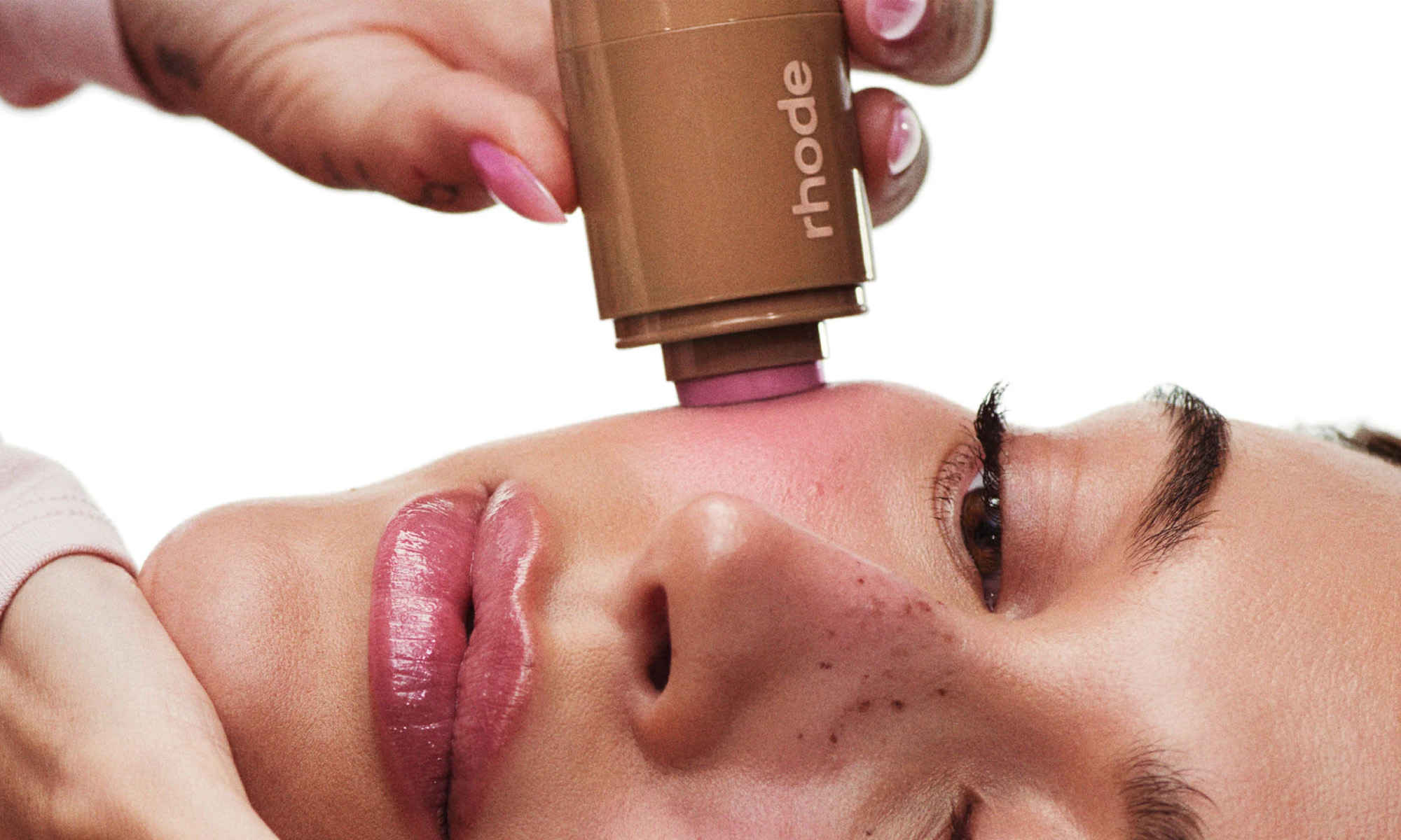 Hailey Bieber Rhode Pocket Blush launch