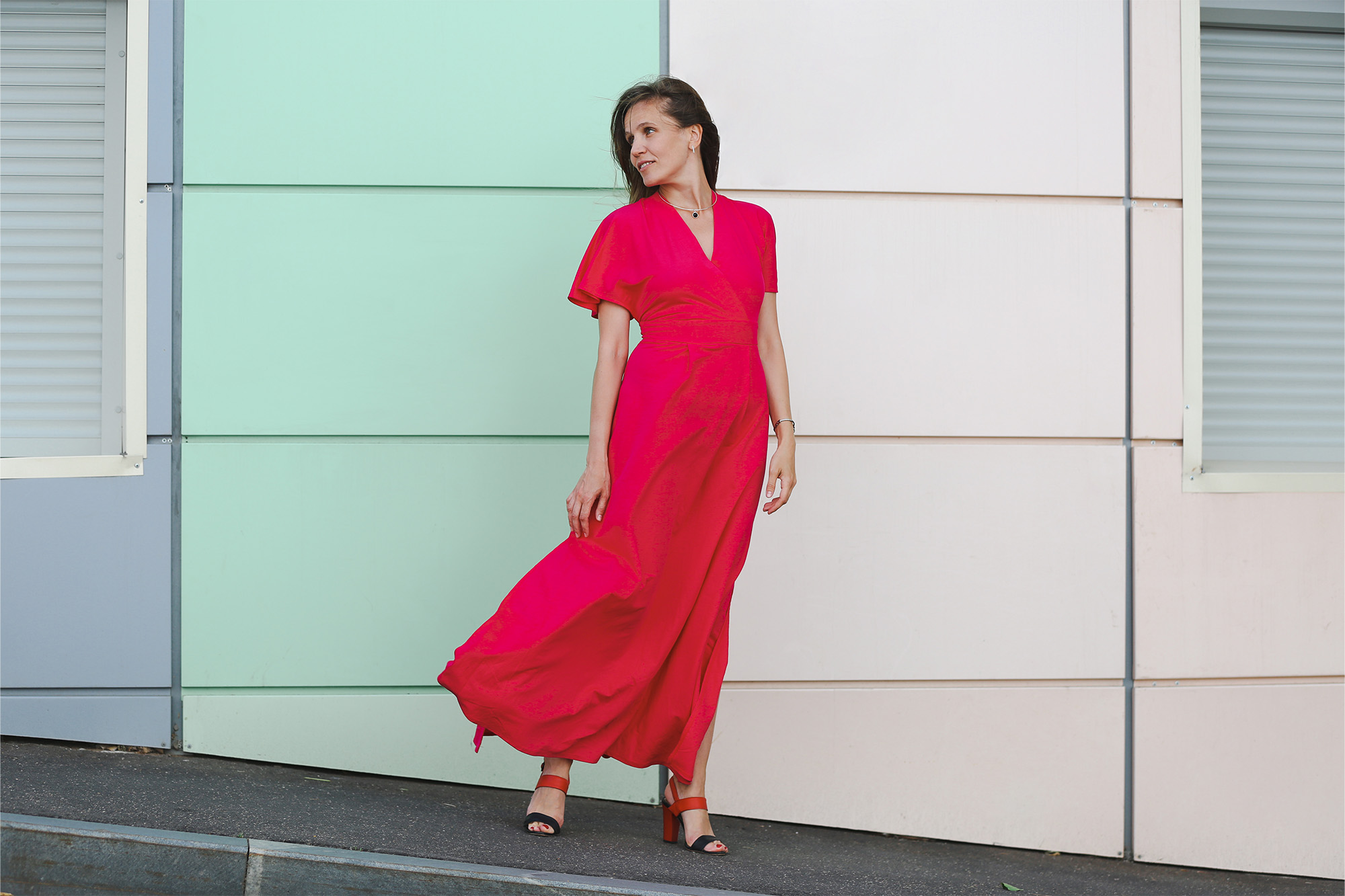 rich mom dresses