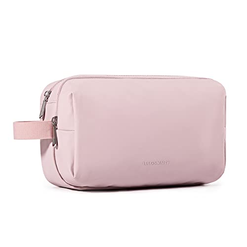 Best Budget Soft Bag: BAGSMART On-The-Road Toiletry Bag and Makeup Organizer