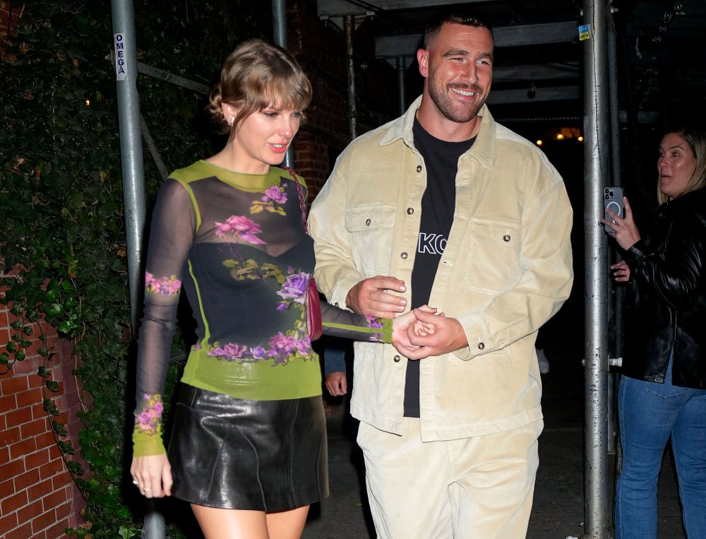 Taylor Swift Travis Kelce Hit Dublin Bar With Stevie Nicks