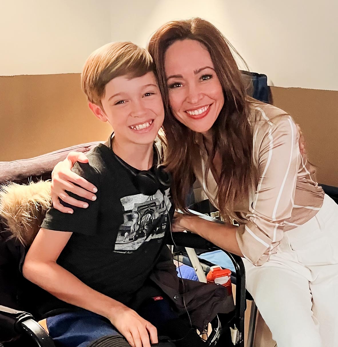 Autumn Reesers Family Album The Hallmark Channel Stars Sweetest Moments With 2 Sons