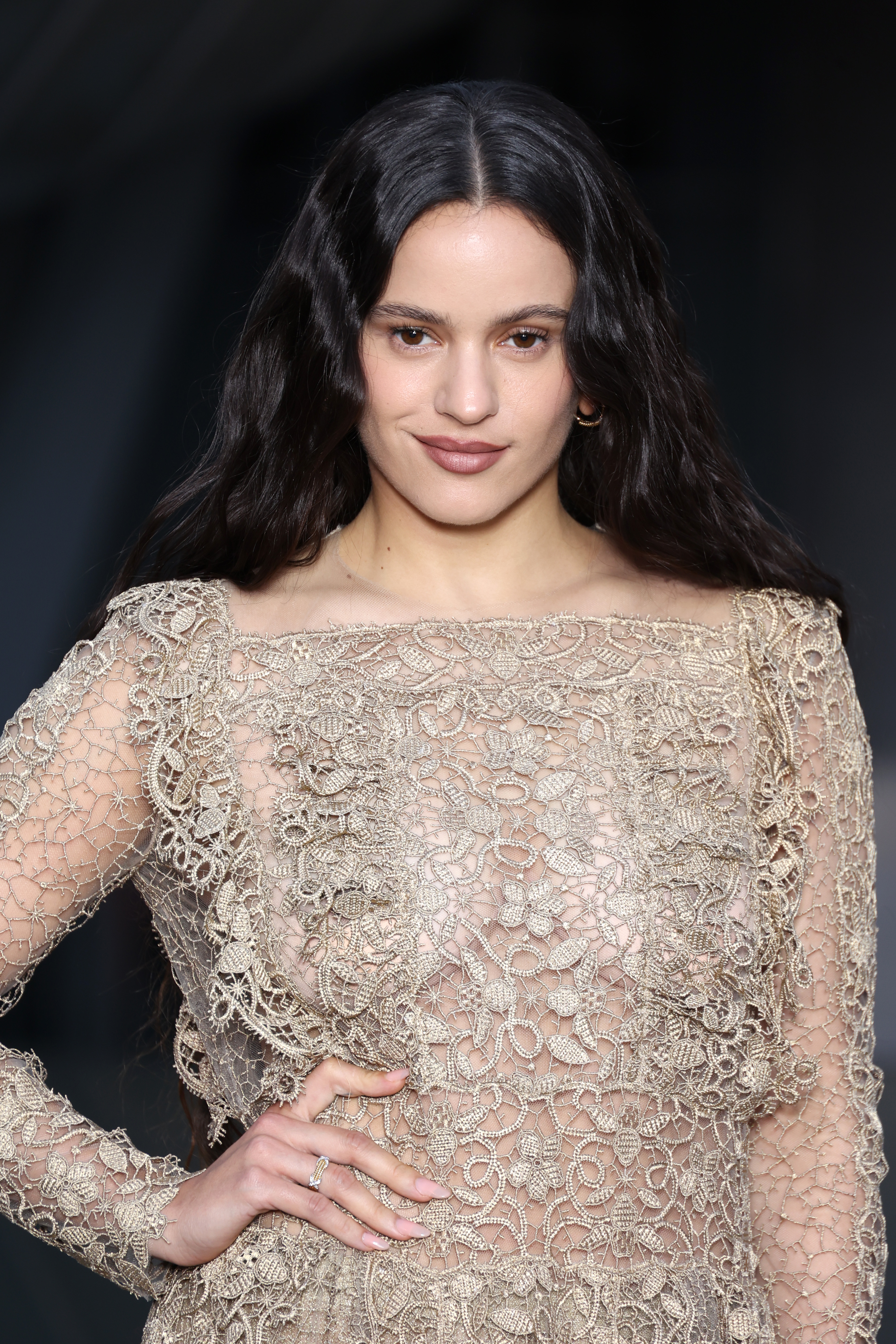 Rosalía en el Prelude To The Olympics de la Fundación Louis Vuitton, julio 25 de 2024 en París, Francia.