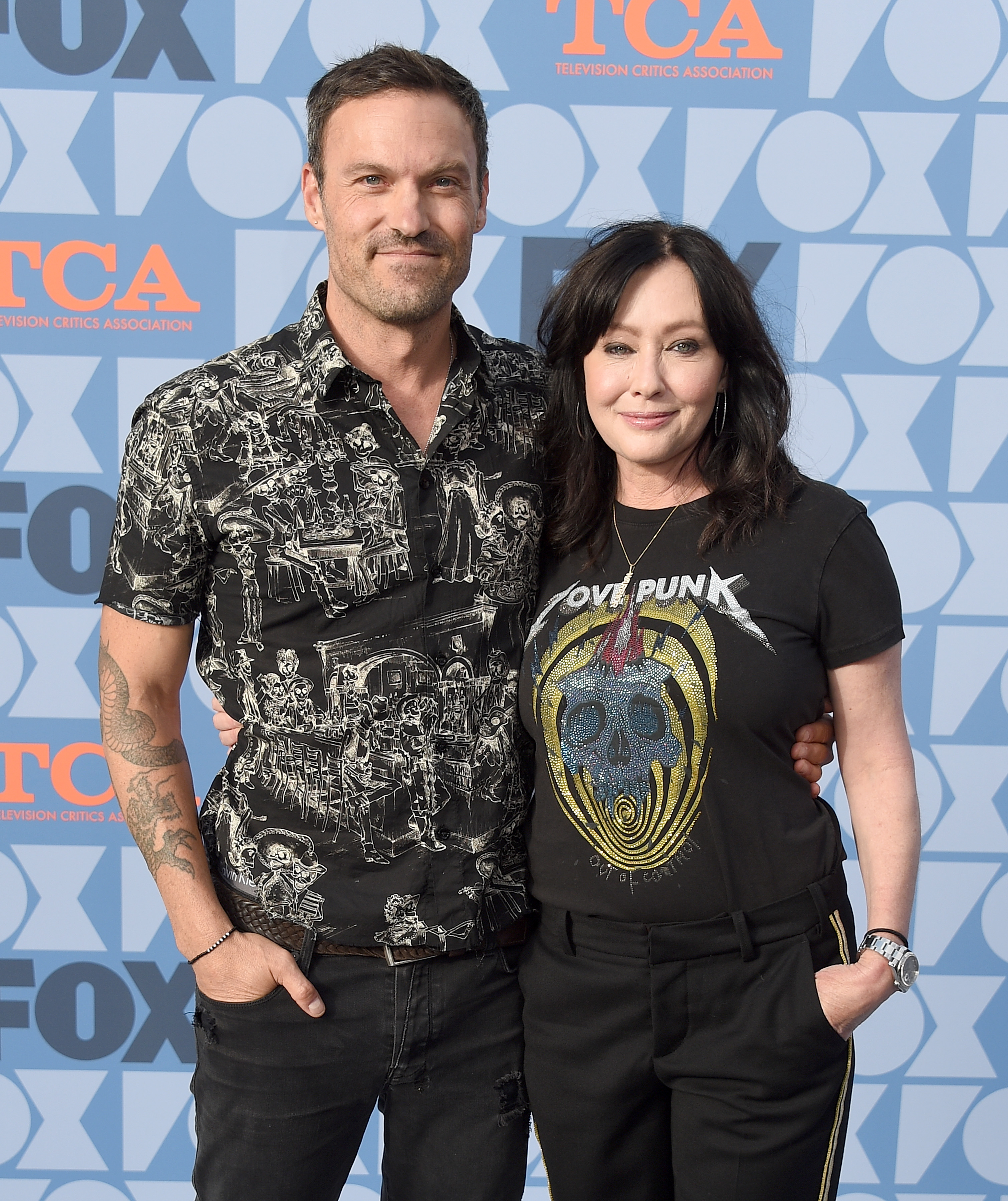 Brian Austin Green Jokingly Refuses to Give Details About Shannen Doherty Fling to Charmed Cast