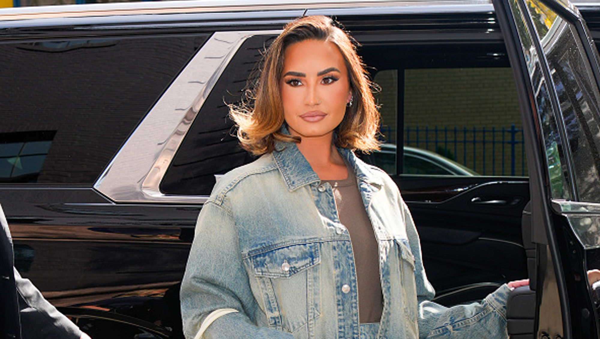 demi lovato in denim jacket