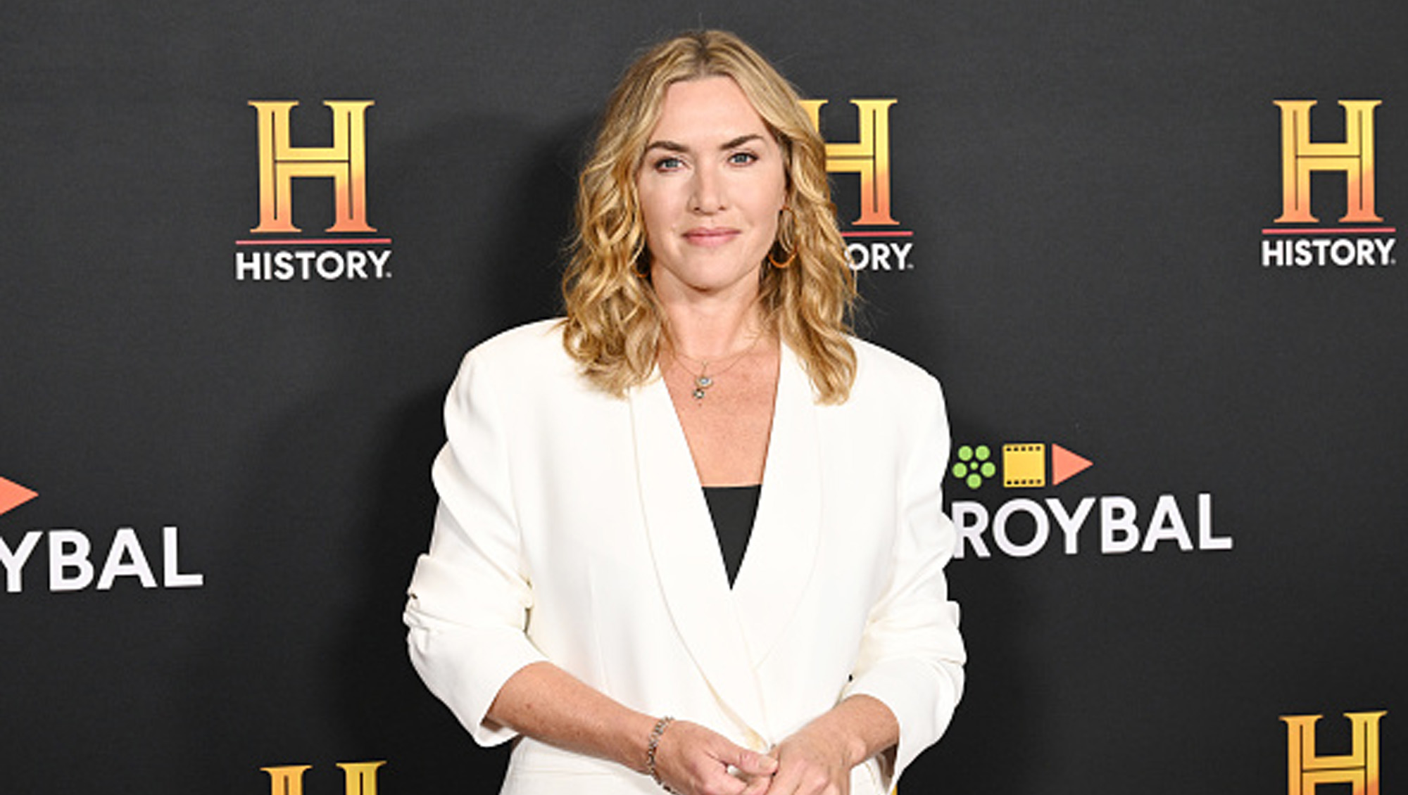 kate winslet on red carpet in white blazer